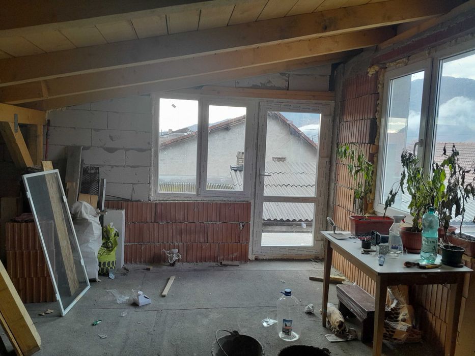 Casa de vanzare Lonea