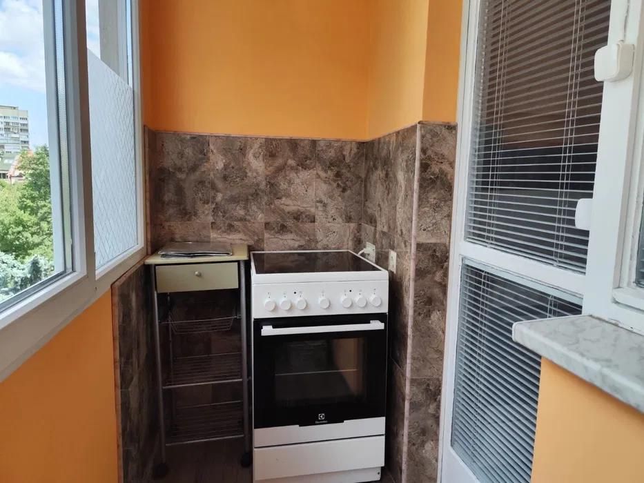 Дава се под наем Двустаен апартамент в София, Гоце Делчев - 60 кв.м за 620 € - Снимка #4