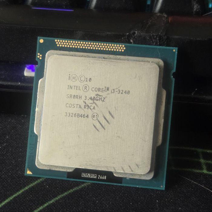 Продам i3 - 3240