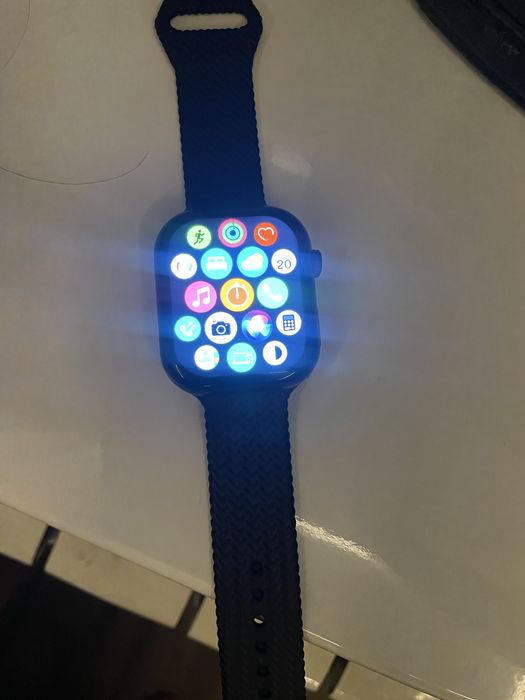 Apple watch 11.
