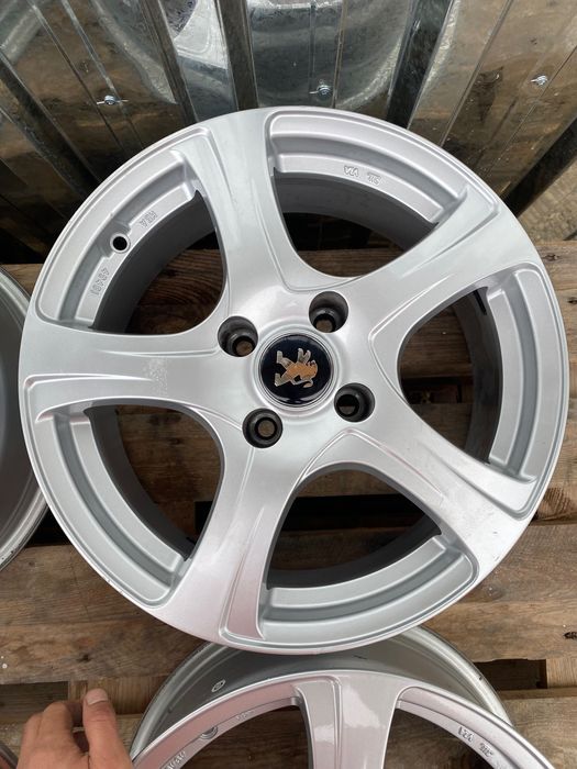 16 Цола 4 х 108 мм Пежо , Ситроен , Peugeot , Citroen