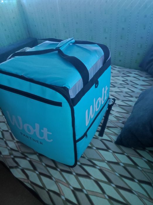 Продам сумки wolt