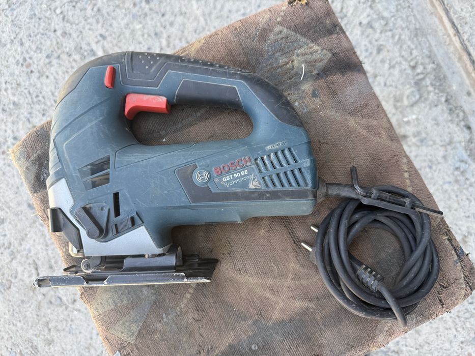 * BOSCH оригинальный лобзик на запчасти