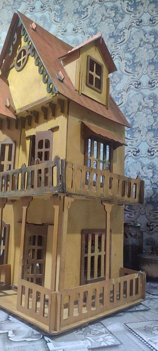 Домик для кукол продам