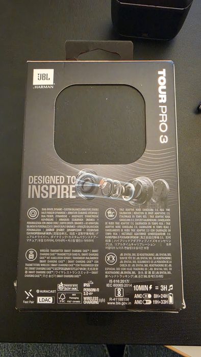 Căști JBL Tour Pro 3
