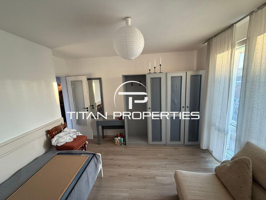 Дава се под наем Едностаен апартамент в Бургас, Лазур - 35 кв.м за 228.99 € - Снимка #1