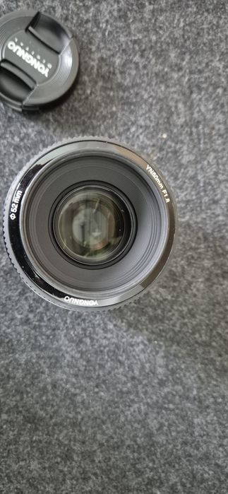 Обектив YN 50мм 1.8 с преходник EF-RF