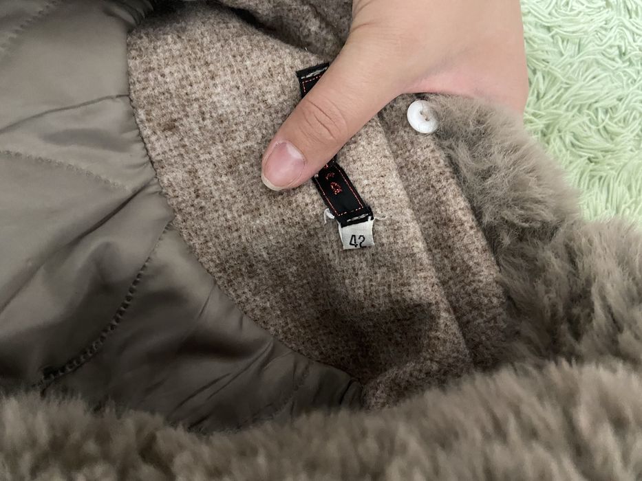 Продам красивое зимнее пальто