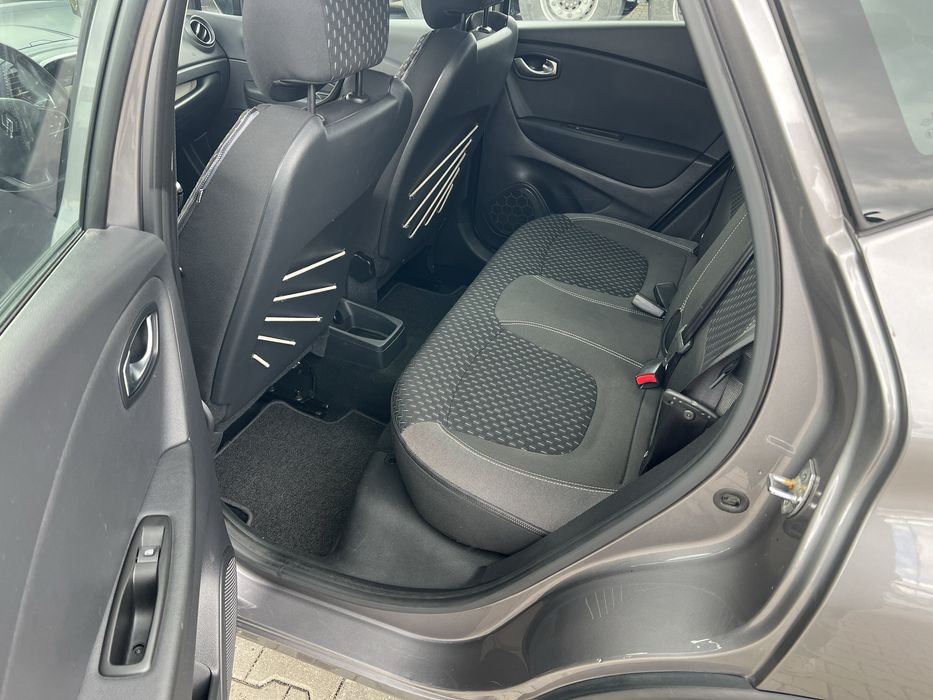 Vand Renault Captur ! 1.5 diesel Model Intens