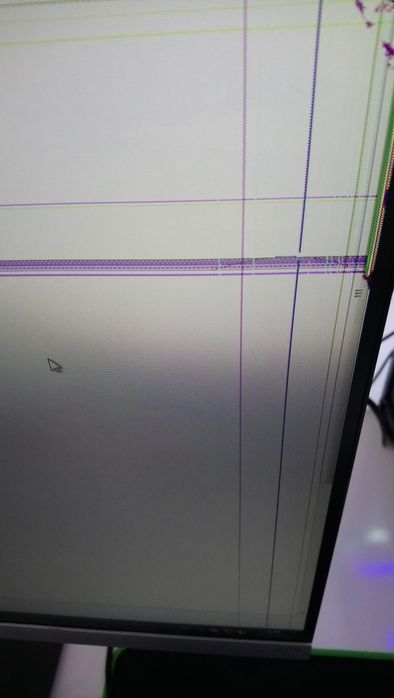 Монитор HP h27fn с треснутым экраном