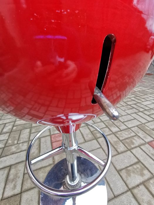 Scaun bar, reglabil pe înălțime, telescopic, stare foarte bună