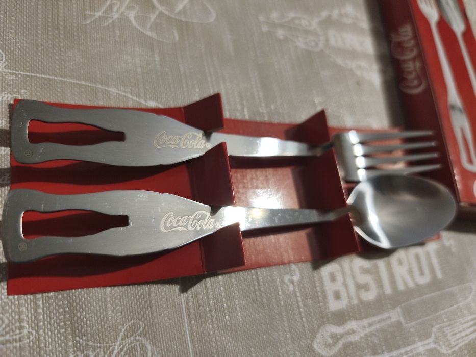 Coca-Cola set furculita si lingura. Nou