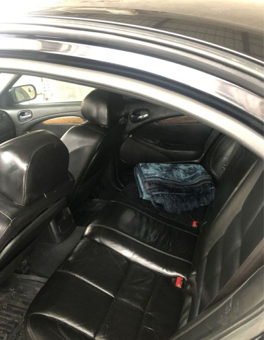 продаётся автомобиль ягуар “JAGUAR”