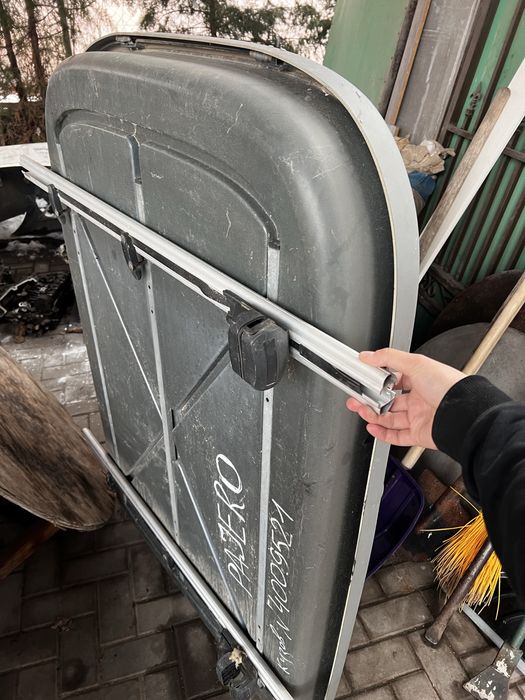 Автобокс THULE PACIFIC 100 330 литров