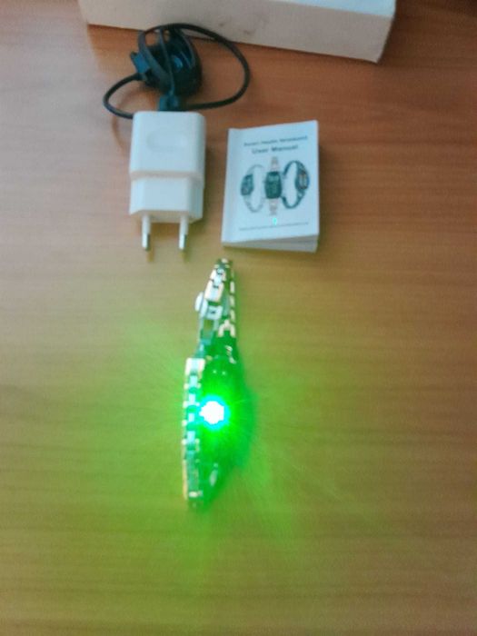 Ceas nou smart watch YXJ F18 de damă cu încărcător și manual