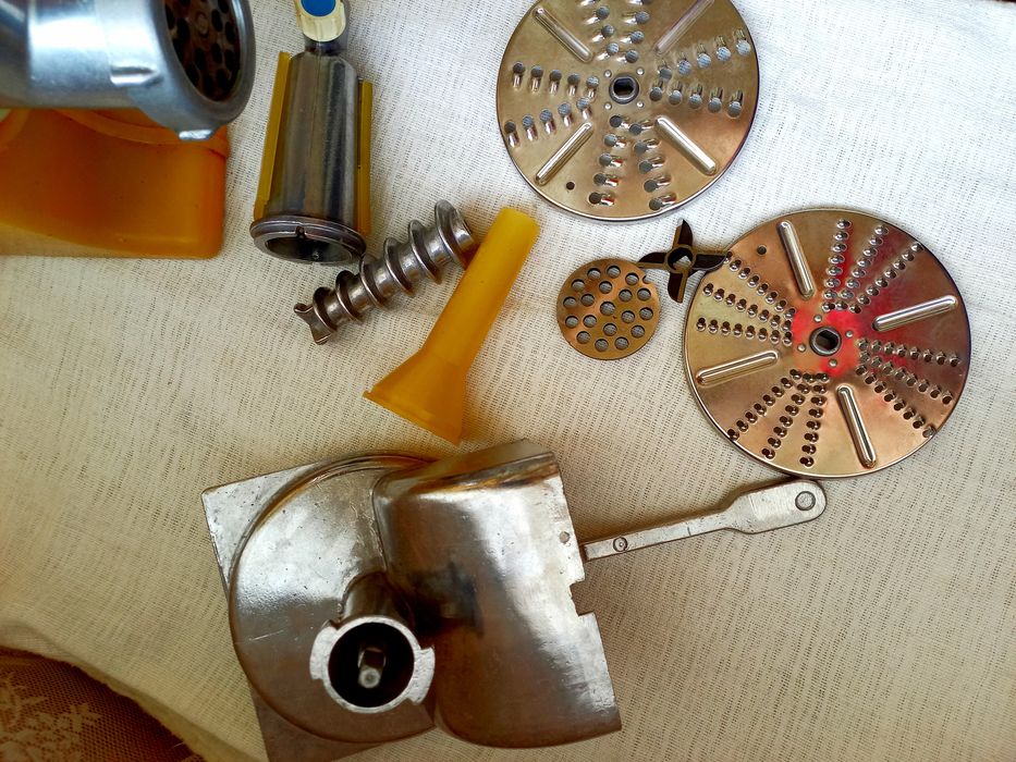 Электромясорубка