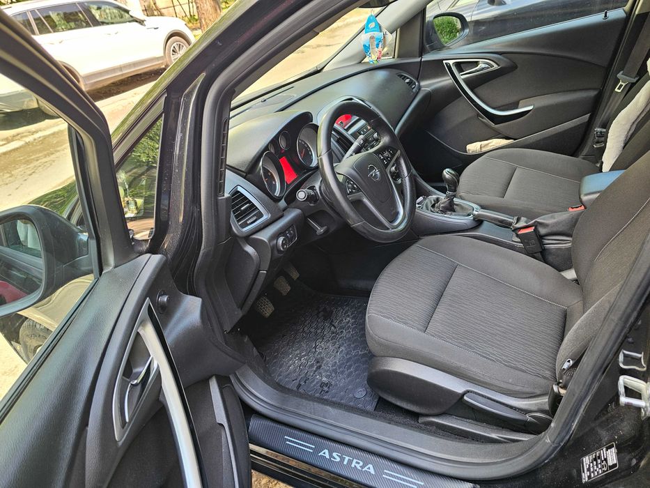 Vand Opel Astra j 2014 CDTI