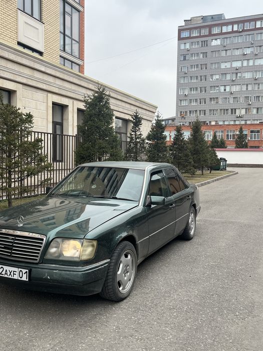 Мерседес w124 е220