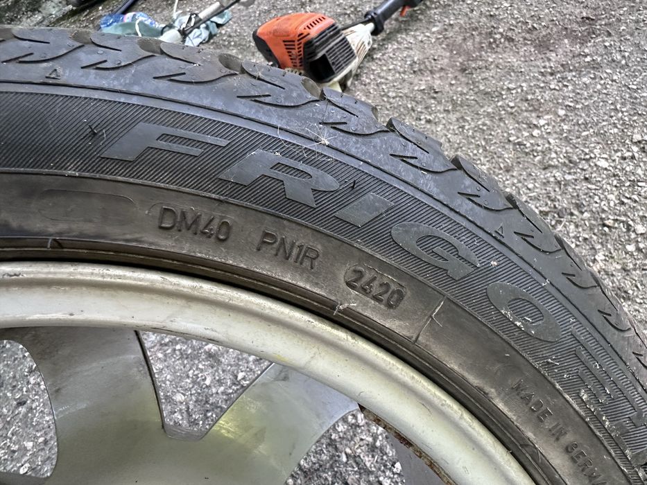 Комплект джанти със зимни гуми Дебица 17" Audi, Volkswagen