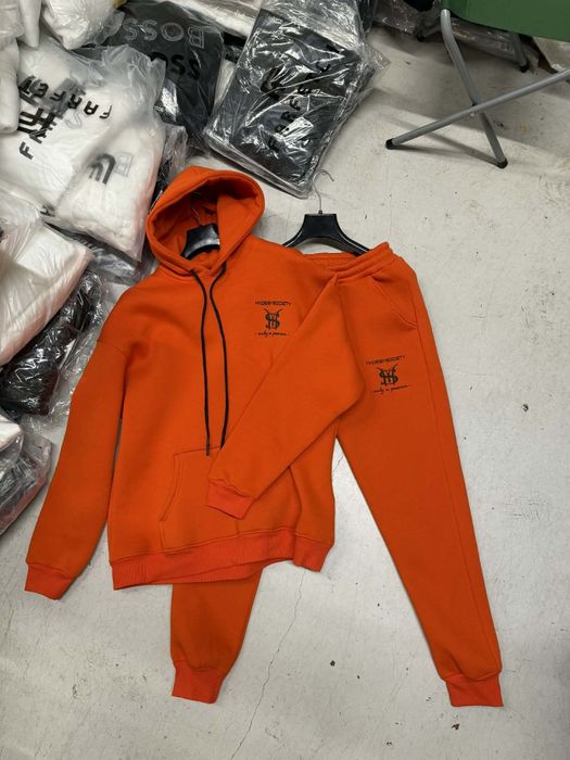 Trening de băieți . MBS portocaliu