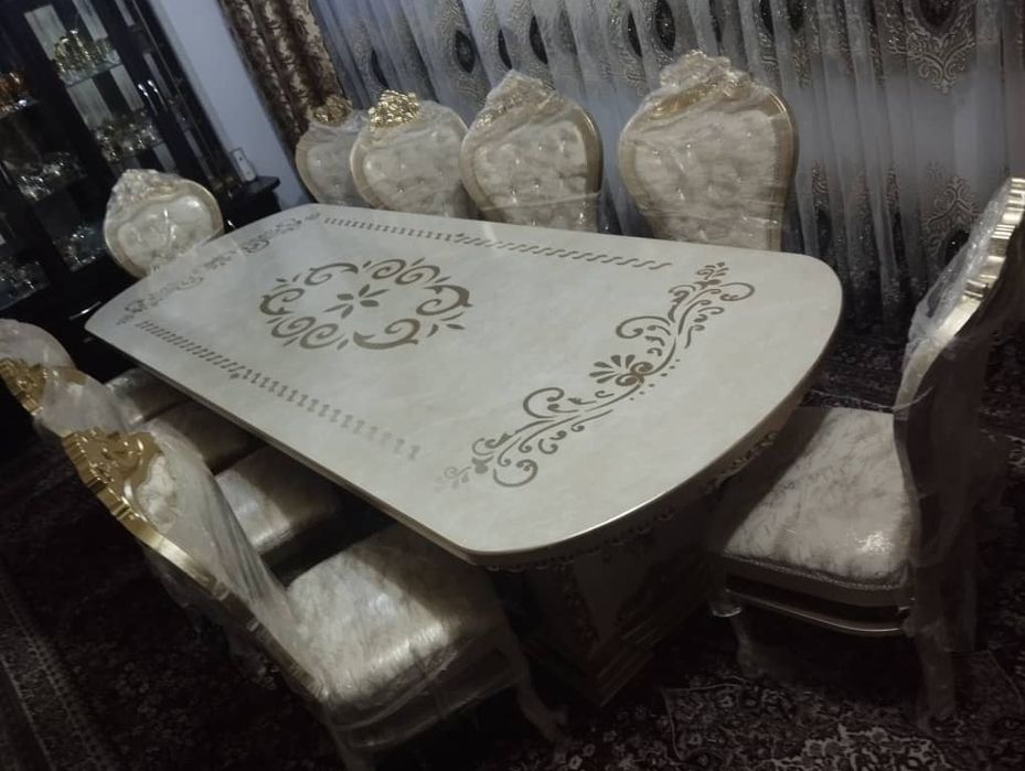 Стол 12 дона стуллари билан