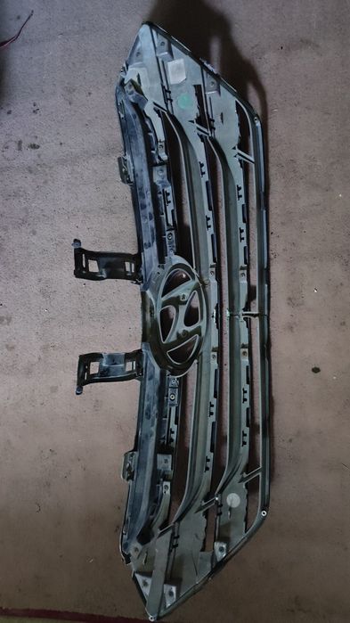 Решётка радиатора хендай санта фе