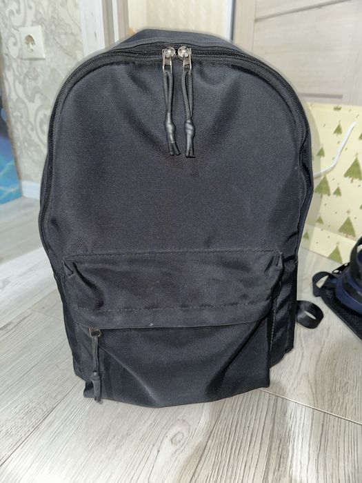 Черный базовый рюкзак