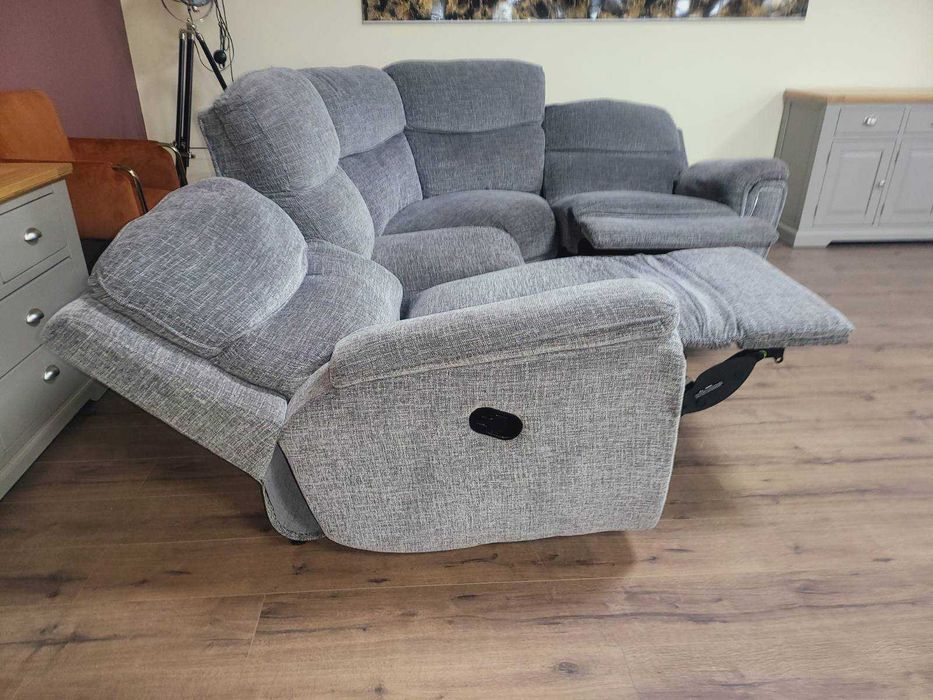 Сив ъглов диван от плат с ръчен релаксиращ механизъм