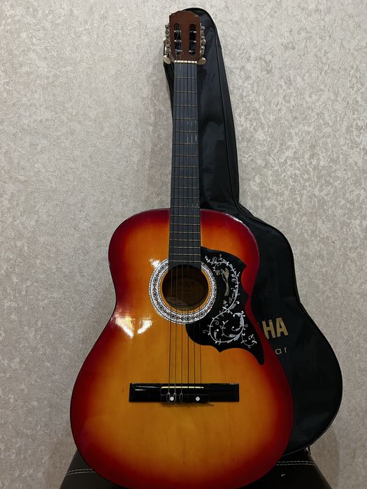 Аккустическая Гитара romika