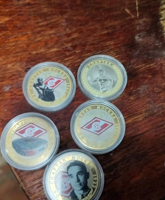 Коллекции монет наборами и лотами