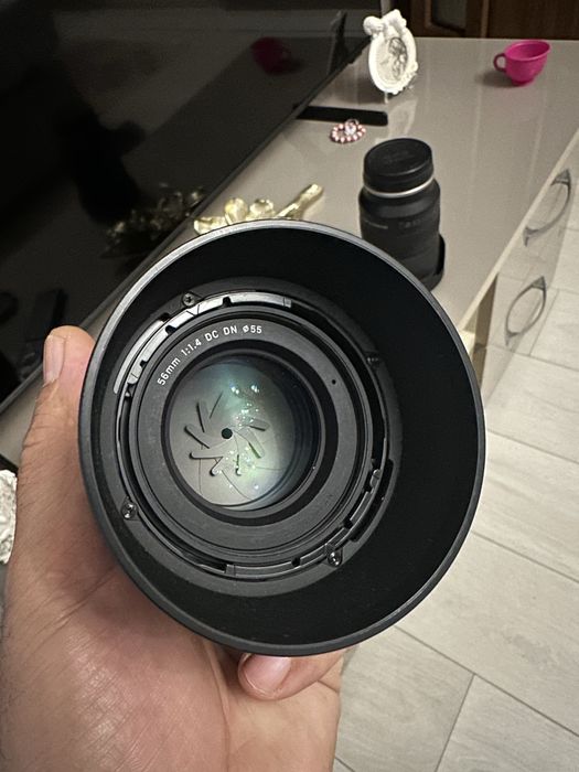 Vand obiectiv Sigma 56 mm f 1.4 ,Sony E APSC