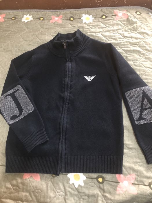 Продаются 2 кардигана.