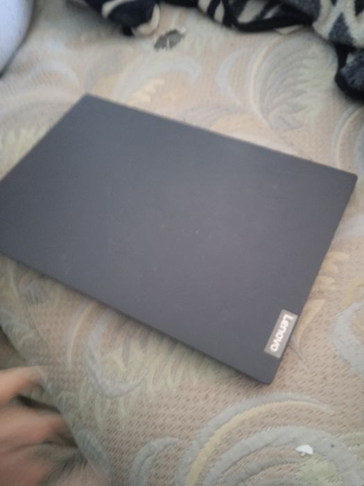 Lenovo.    ноутбук