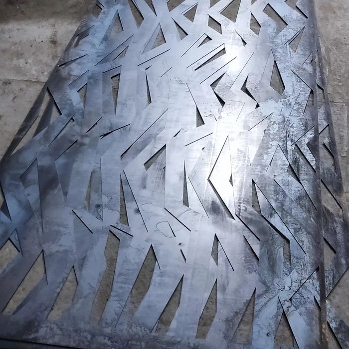 Лазерная резка металла.