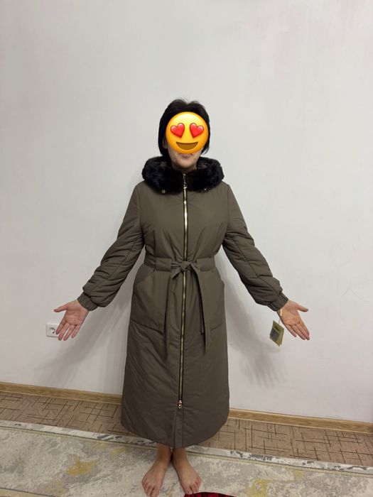 Сатылымда су жаңа қыстық ұзын куртка.