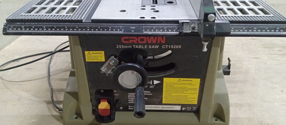 Циркуляра настольная crown