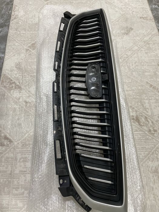 Рештка ралиатора Geely Emgrand