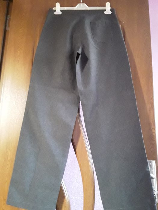 Vând Pantaloni Damă Evazati Mărimea 38 Noi