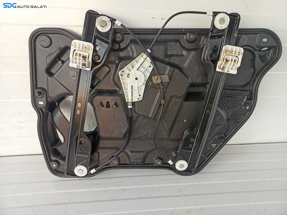 Macara Electrica pentru Geam Sticla de pe Usa Portiera Stanga Fata Fiat Freemont 2008 - 2016 Cod 963185 [L1237]