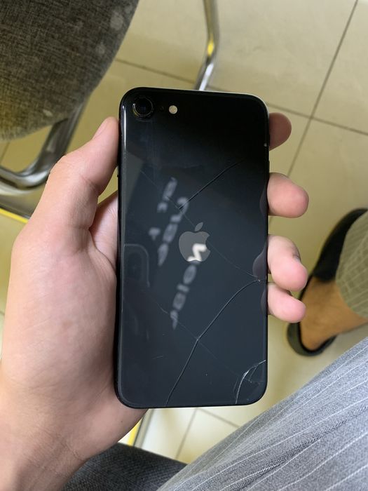 Iphone Se2020. Ishlashi zor