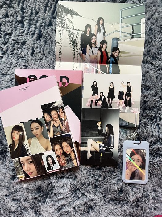 ITZY GOLD Albums - нови, идват с всичко