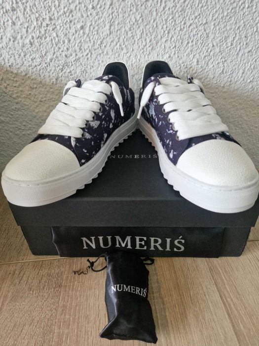 Adidasi Numeris alb-negru marimea 37