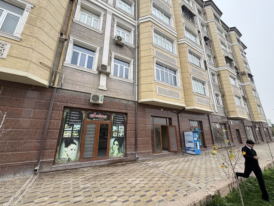 Срочна. Дукон сотилади. Жиззахда Вокзал олдида