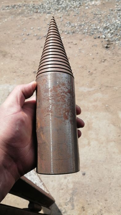 Продам насадку на винтовой дровокол.