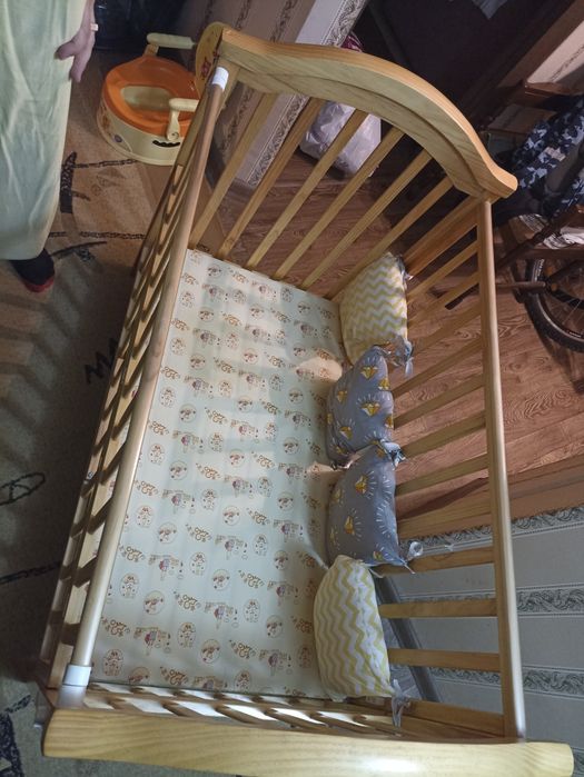 Манеж детский продам