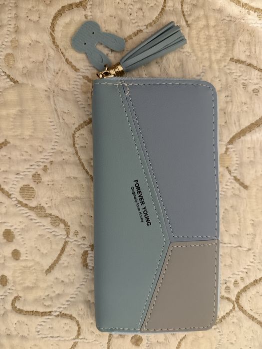 Женски портмонета