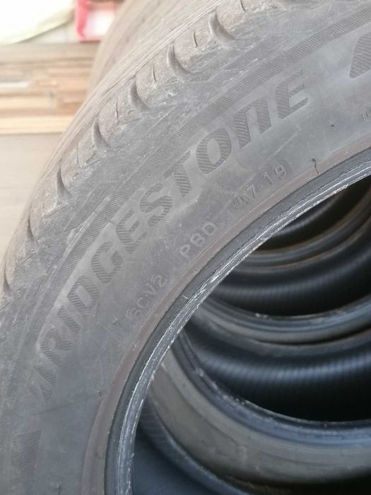 Гуми Bridgestone 4×215/50/R18