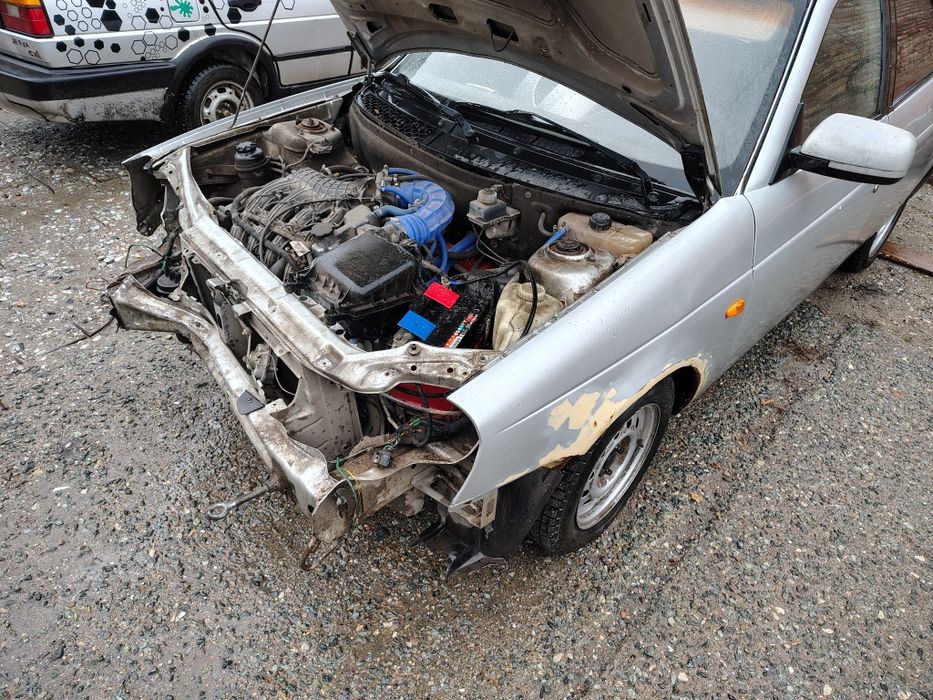 Продам автомобиль лада приора 2009 года