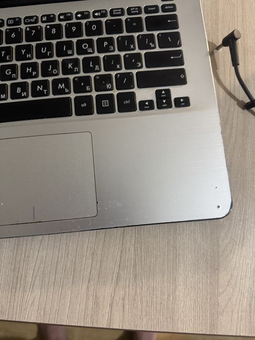 Ноутбук ASUS X302UV core i5 6200U