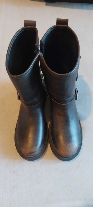 Детски  боти на ЗАРА